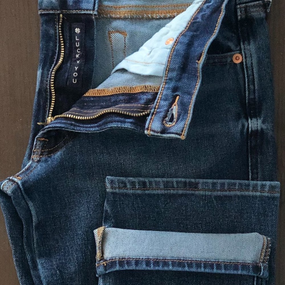 Authentic Straight